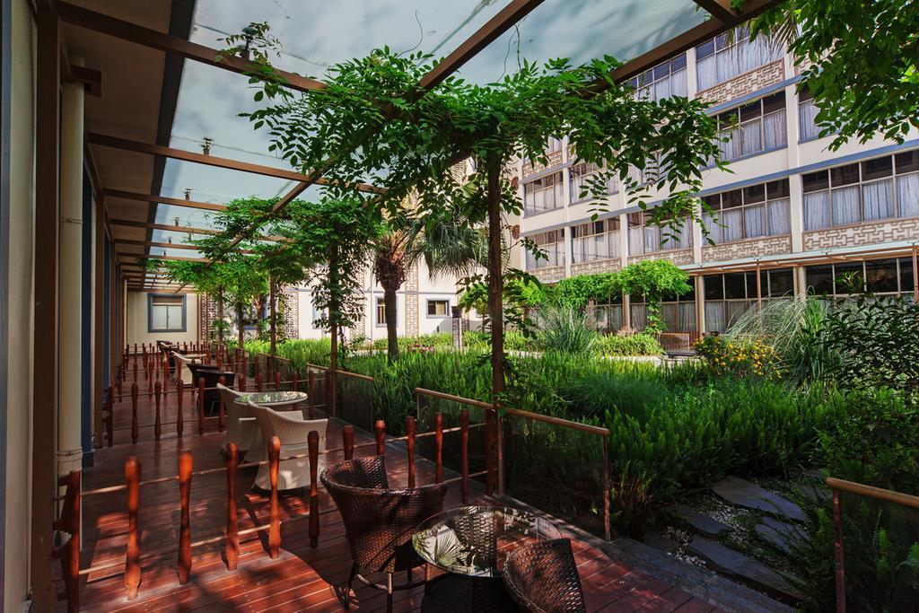 Chengdu Wangjiang Hotel Экстерьер фото