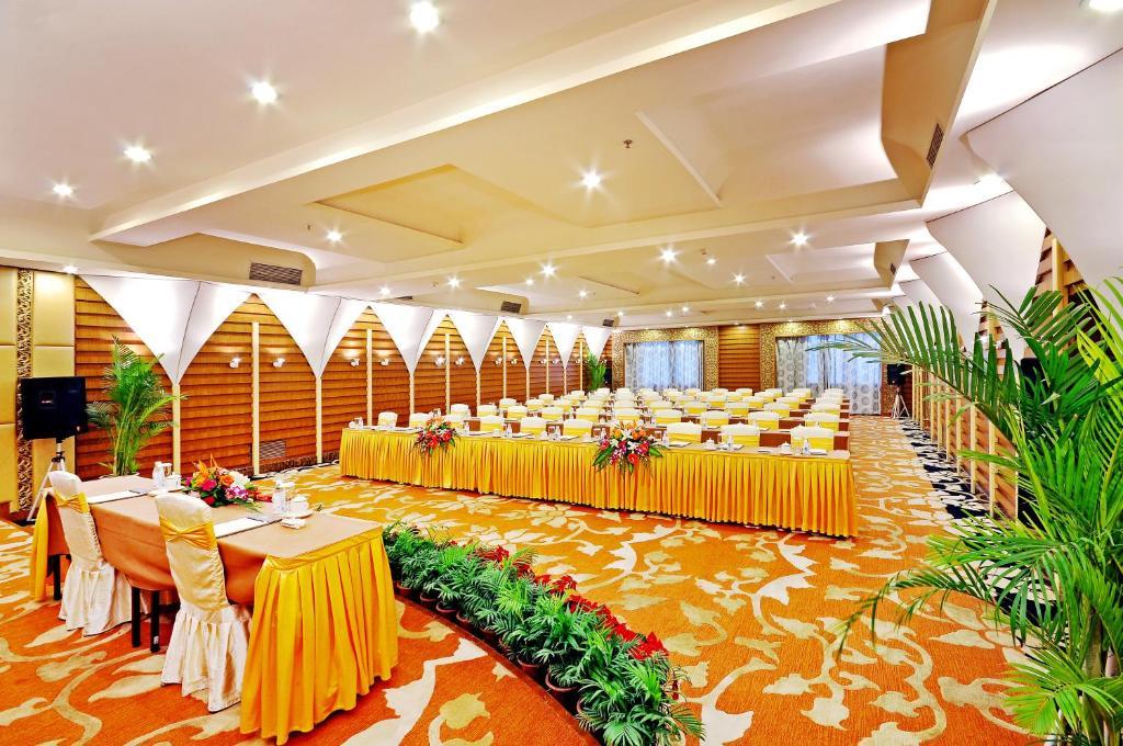Chengdu Wangjiang Hotel Экстерьер фото